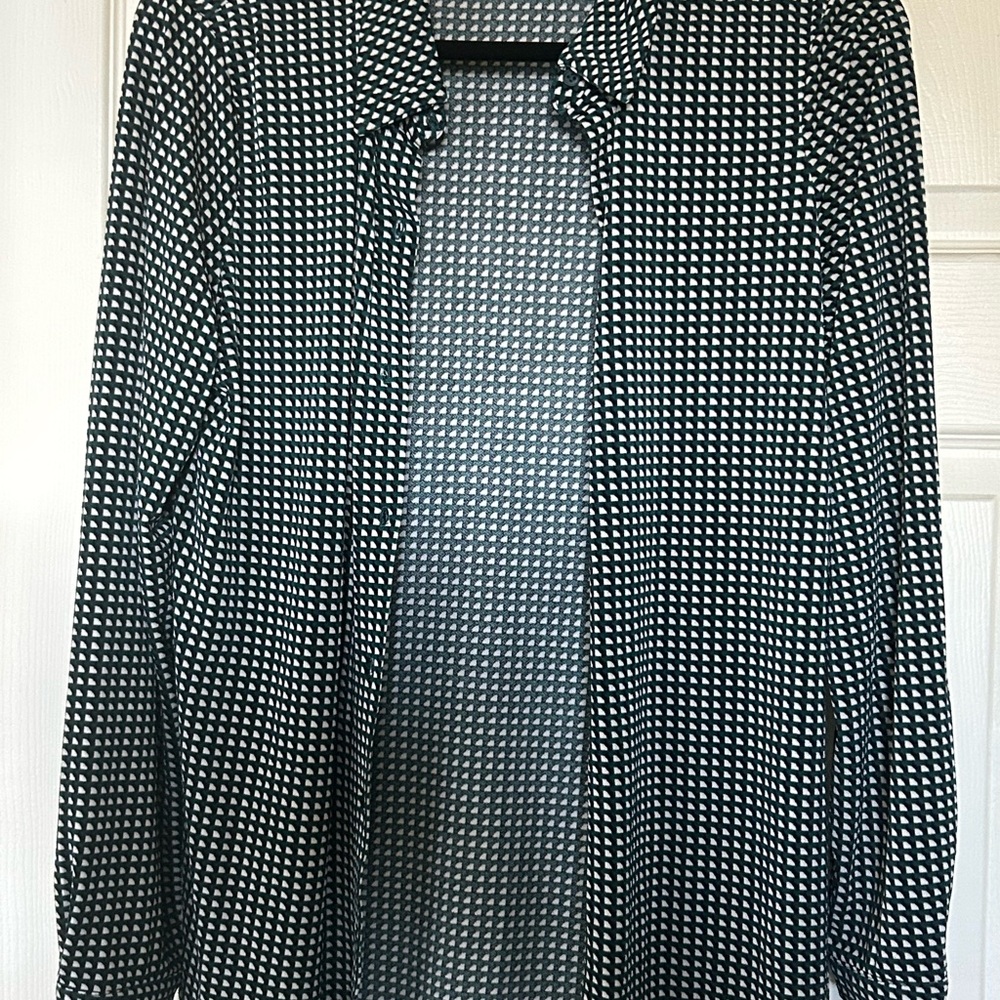 Adrianna Papell Teal, Black, and White Patterned Top